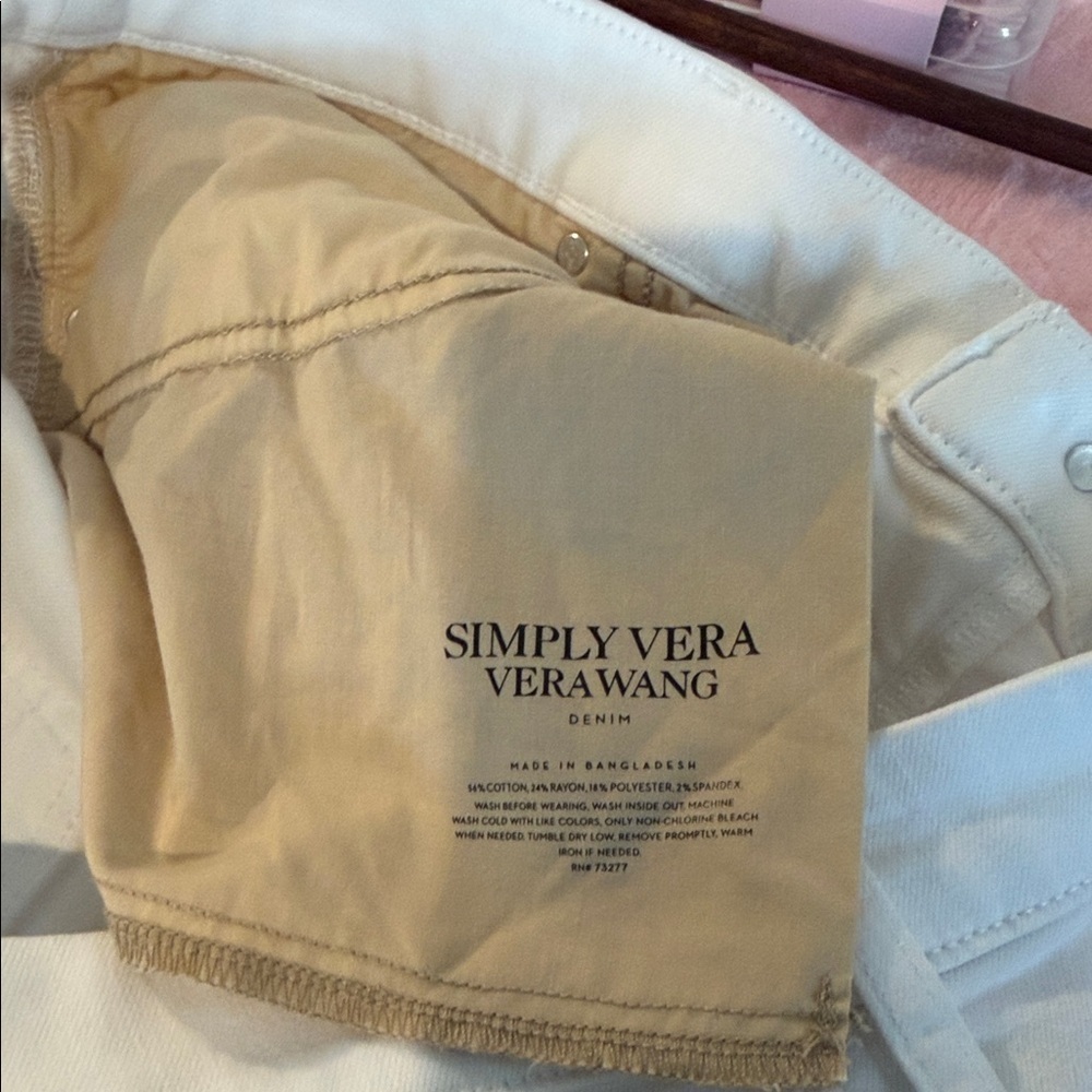 Simply Vera Vera Wang White Wide-Leg Capris - Picture 6 of 7